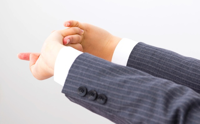 タイピング疲れや腱鞘炎対策に効果的 正しい指のストレッチ法 17年4月5日 エキサイトニュース