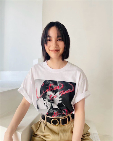 のん、中森明菜Tシャツを着こなし中森との運命的な”縁”を告白「かに座