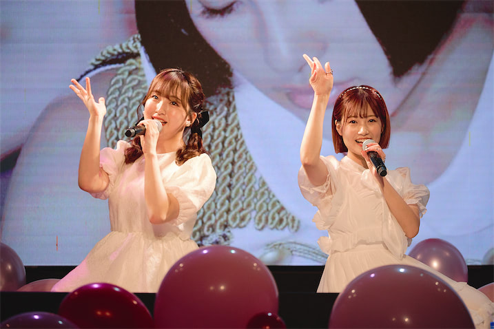 元HKT48田島芽瑠＆朝長美桜が10周年イベントで変わらぬ絆、2人揃えば