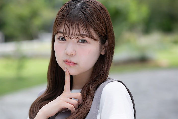 折田涼夏、「こんなビジュアルで出たらヤバい」SNS界から加工なしの 