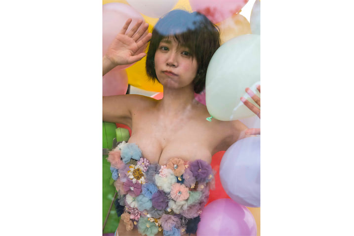 菜乃花の自然体な姿を捉えた、デビュー10周年記念写真展「かわいいじゃない。」が開催 (2021年7月2日) - エキサイトニュース