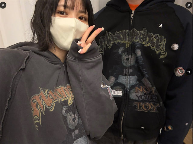 FRUITS ZIPPER 鎮西寿々歌、弟と‟おそろ”パーカー姿が話題「仲良しで