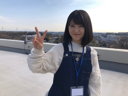 浜辺美波 時乃ロス を救う 可愛いピースショット 年3月15日 エキサイトニュース