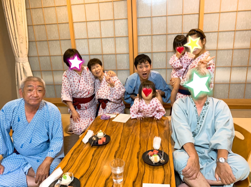 ノンスタ石田の妻 バースデーでの家族写真にしみじみ 年7月16日 エキサイトニュース