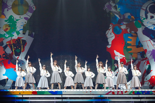 欅坂46 初の全国ツアー完走 ファン１万８千人が熱狂 17年8月31日 エキサイトニュース