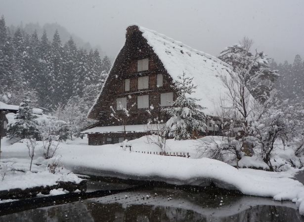 世界遺産 白川郷合掌造り集落 19年ライトアップ 19年1月12日 エキサイトニュース