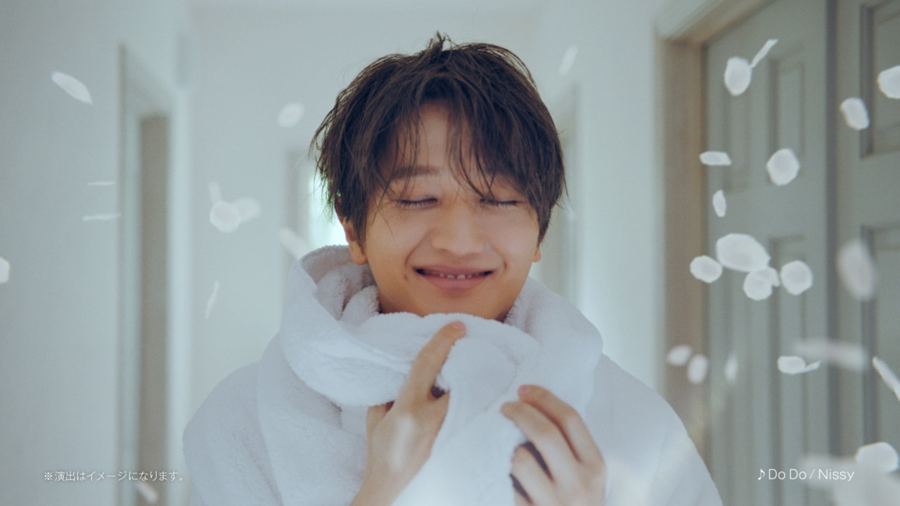 Nissy 彼女を抱き寄せ頭ポンポン P Sha初cmで胸キュン姿を披露 21年11月19日 エキサイトニュース