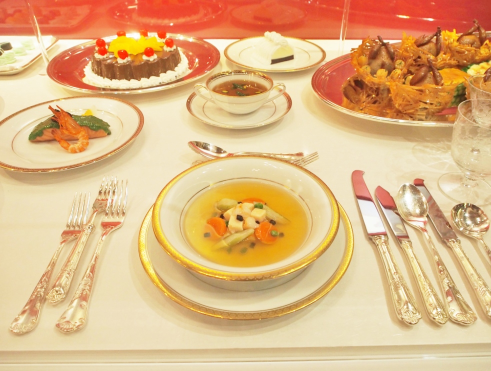 明治天皇も食べた（？）カレーも再現『明治宮廷のダイニングホール