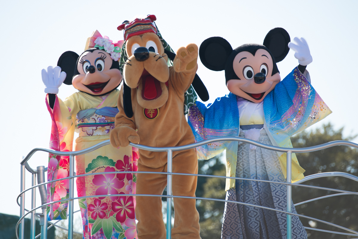 東京ディズニーランド ディズニーシーで18年をお祝い エキサイトニュース