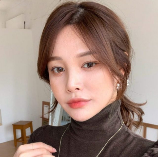 唇コンプレックスはメイクで解決 好感度up 口角上げメイク で微笑み美人に 19年12月27日 エキサイトニュース