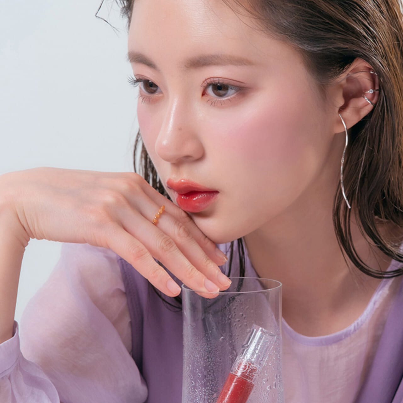 Itzyも使ってる 韓国のヘアメイクさんが告白 K Popアイドル愛用プチプラコスメ ３選 21年1月5日 エキサイトニュース