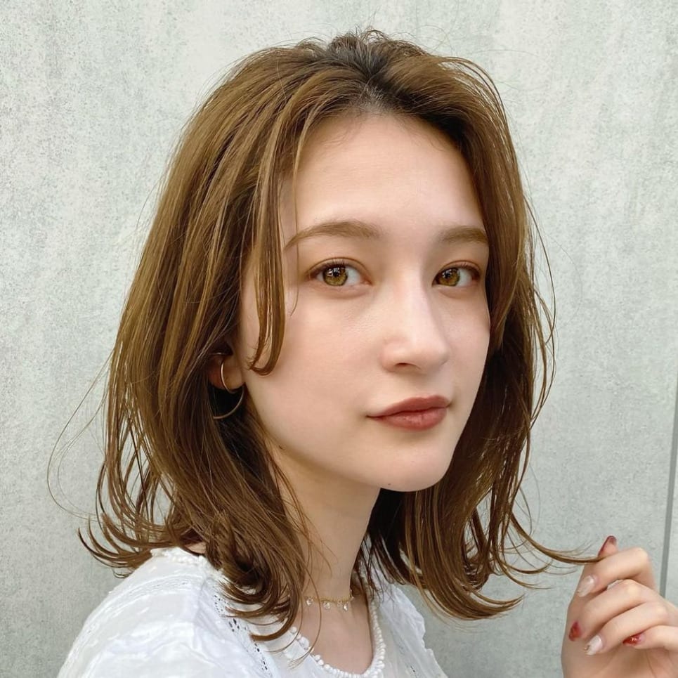 髪を伸ばす過程まで楽しめる 最旬モテミディ 美人ヘアに仕上げるポイント 21年9月14日 エキサイトニュース