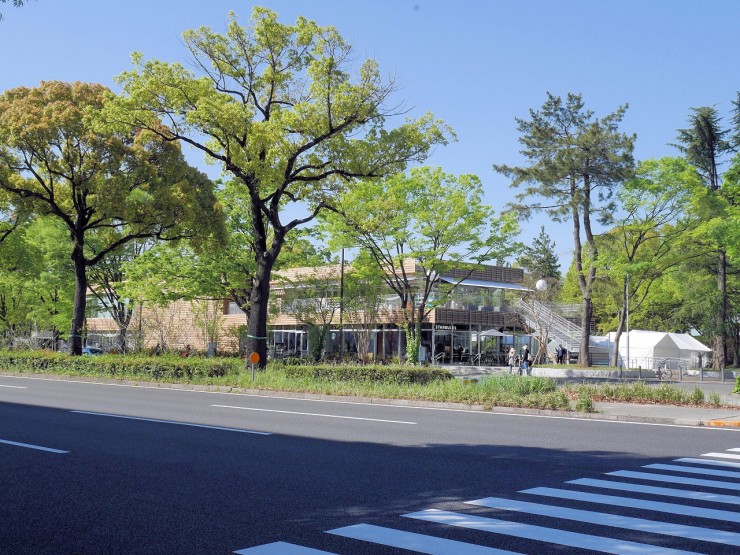 世界のスタバ 名古屋初の公園内複合施設tonarino トナリノ に スターバックスコーヒー名城公園店 が4月27日にオープン 17年5月1日 エキサイトニュース