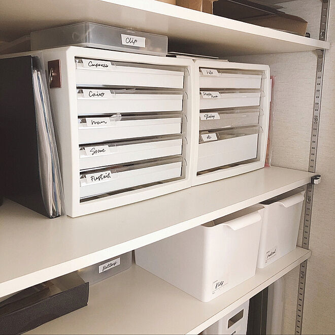 無理強いせず、じわりと意識を育みながらすっきりを保つ収納づくり