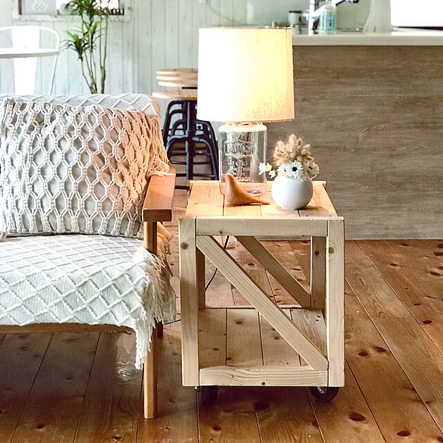 NDstyle(野田産業)PRESSO 2wayサイドテーブルのご紹介です。縦置きでも