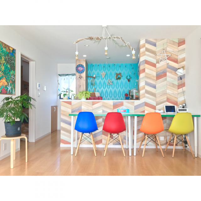 映えるカラフルインテリア ExnewsRoomclip_57182_7a10_1.jpg