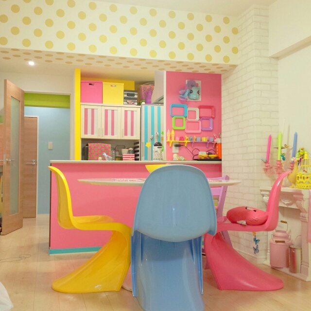 料理がもっと楽しくなる♪カラフルポップなキッチン実例集 (2019年1月2