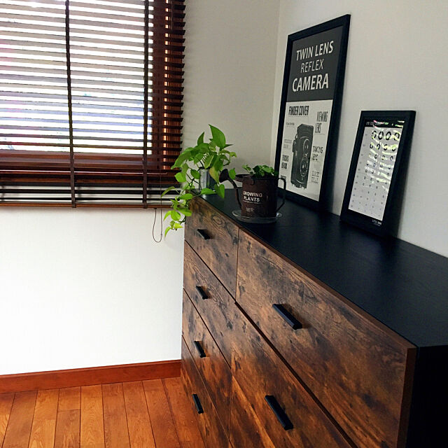 ヴィンテージ風インテリアもお任せ！ニトリの「ステイン」シリーズ