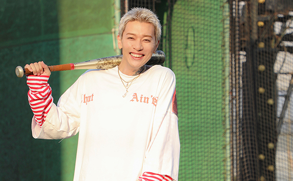 はじめてのクズ T Ace 1stアーティストブック 発売 限定グッズが当たるamazon予約キャンペー ローリエプレス