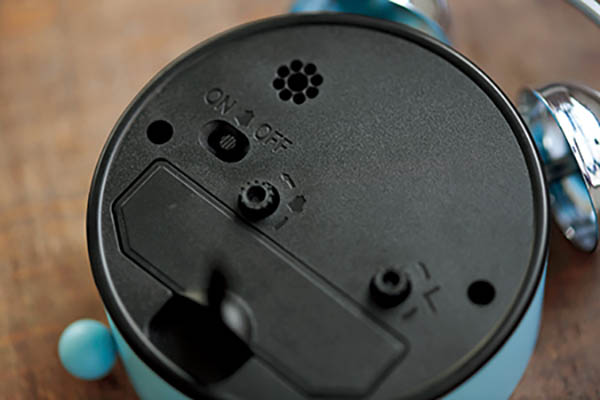 ムーミンコラボ付録 保湿マスクや目覚まし時計etc 自宅がおしゃれ 快適に 1 はリンネルが4冊同時発 ローリエプレス