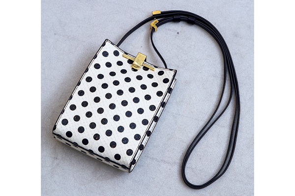 アパレル広報のワーママが語る 出産後半年での職場復帰 体験談 ローリエプレス