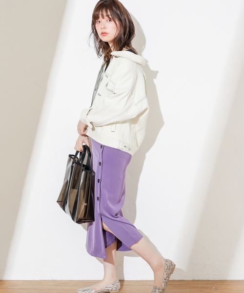 デニムジャケットを今年らしく着こなしたい 大人女子のためのコーデまとめ ローリエプレス