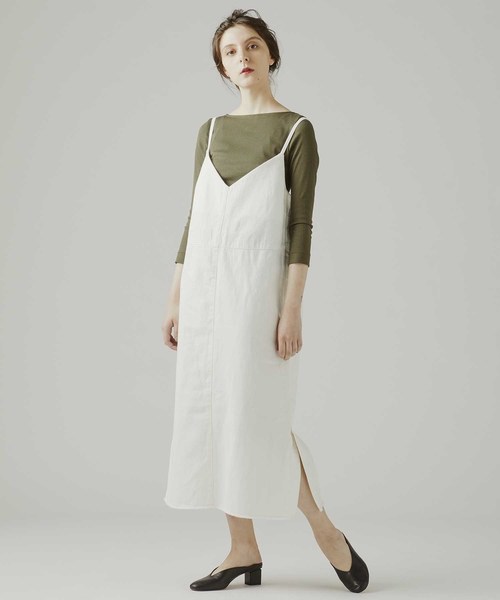 ナチュラルにもフェミニンにも キャミワンピ のカラー別コーデ集 ローリエプレス