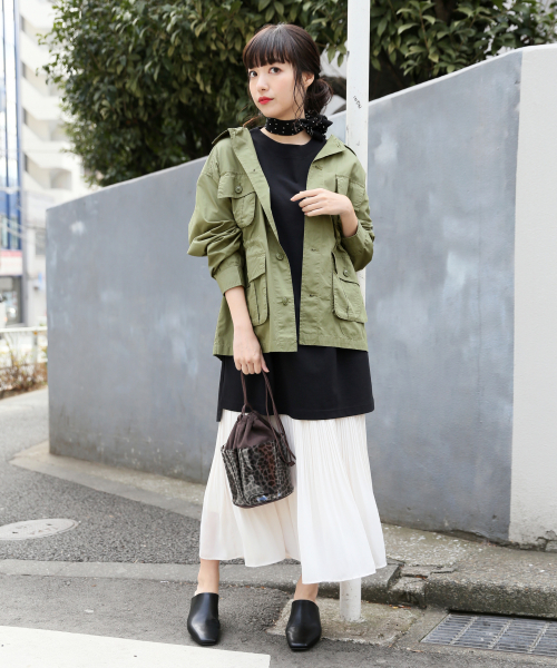 カッコイイが手に入る コーデのマンネリ打破には サファリジャケット ローリエプレス