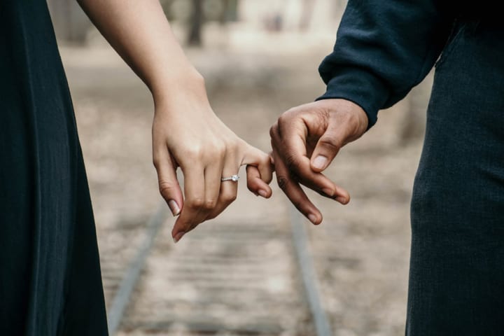 とりあえず彼氏が欲しかった 好きじゃないけど付き合う理由 長続きさせる方法 ローリエプレス