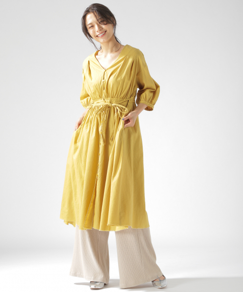 最新 オールシーズン使える ガウンワンピースの季節別コーデまとめ ローリエプレス