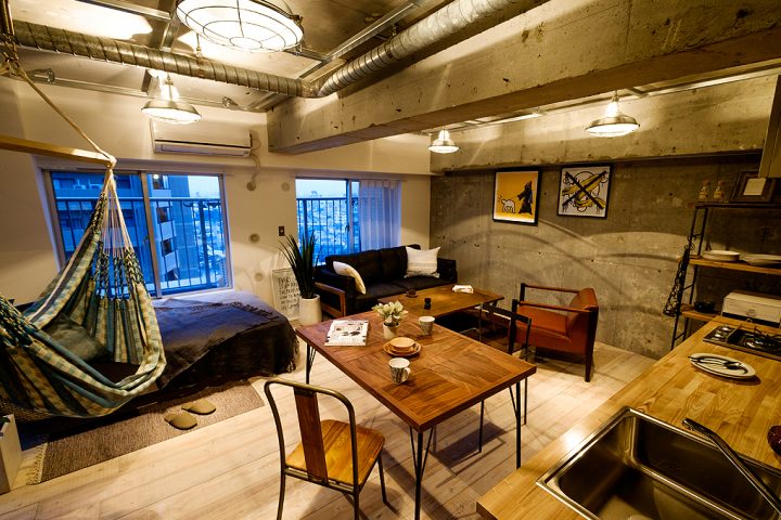 一人暮らしでもベッドとソファをあきらめない スペースを有効に使うレイアウトアイデア ローリエプレス