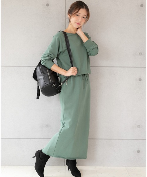 スウェットワンピースの着こなし15選 ワンマイル以上だっておまかせ ローリエプレス スウェットワンピースの着こなし15選 ワンマイル以上だっておまかせ ローリエプレス