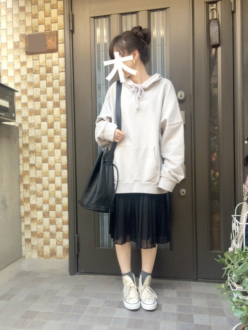 今 ゆるコーデ がかわいい 大人女子が挑戦するゆるコーデ特集 ローリエプレス