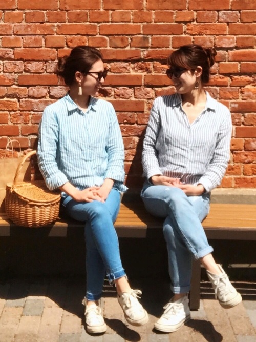 友達リンクコーデ 大人なお揃いルックのヒントをチェック ローリエプレス