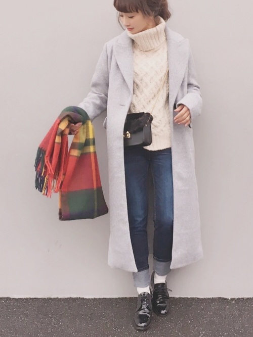 チェスターコートコーデ実例50選 色別にオススメのコーデをたっぷりとご紹介 ローリエプレス