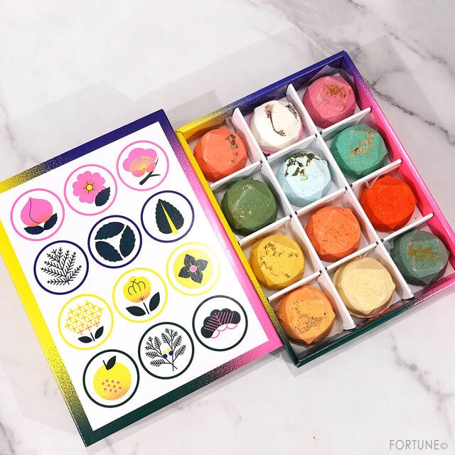 ⭐︎Cookie♡様専用⭐︎ LUSH バスボム 年中無休 - 入浴剤・バスソルト