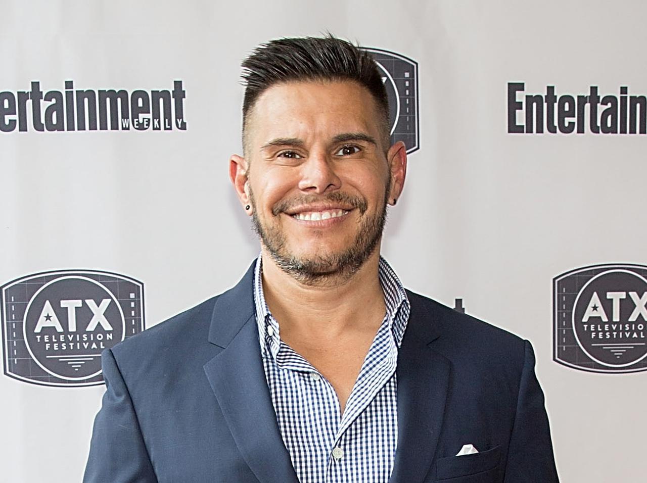 アグリー ベティ 脚本家が45歳で他界 ベティ役アメリカ フェレーラが追悼 年1月8日 エキサイトニュース