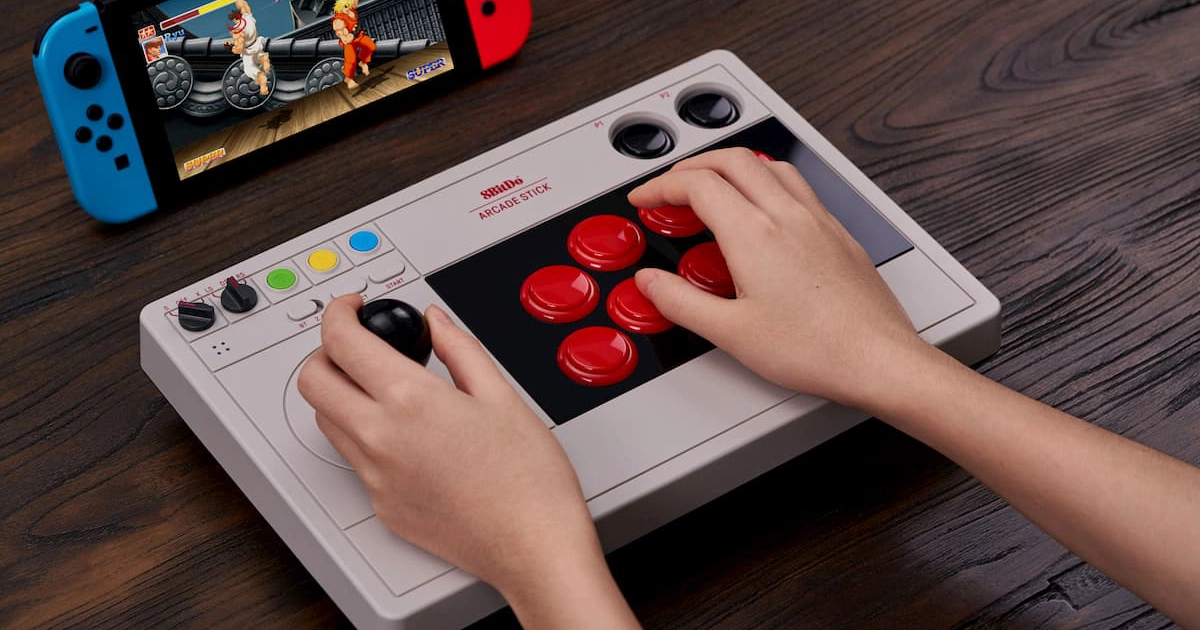 Nintendo Switchとpcに3つの方式で接続できるアケコン 8bitdo Arcade Stick 発表 年9月2日 エキサイトニュース