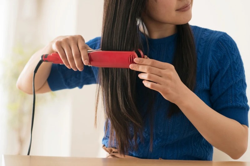 実はやるべきことが違った 朝と夜のヘアケア 使い分けのコツまとめ ローリエプレス