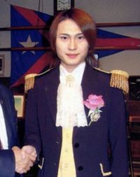 元ジャニーズJr.らを食い物に 逮捕された“社交界のプリンス”の素顔