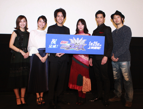 Vシネクスト ビルド New World 仮面ライダークローズ 完成披露上映会開催 19年1月18日 エキサイトニュース