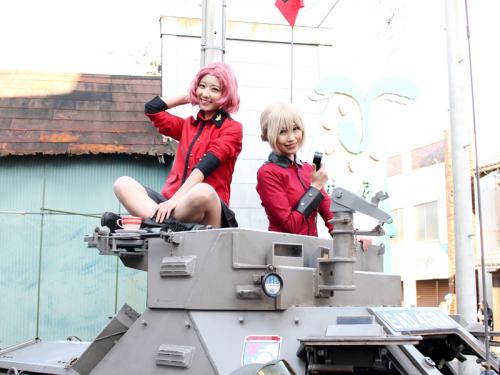 ガルパン聖地でパンツァー フォー 大洗あんこう祭 コスプレイヤー 痛車 戦車まとめ 17年11月22日 エキサイトニュース