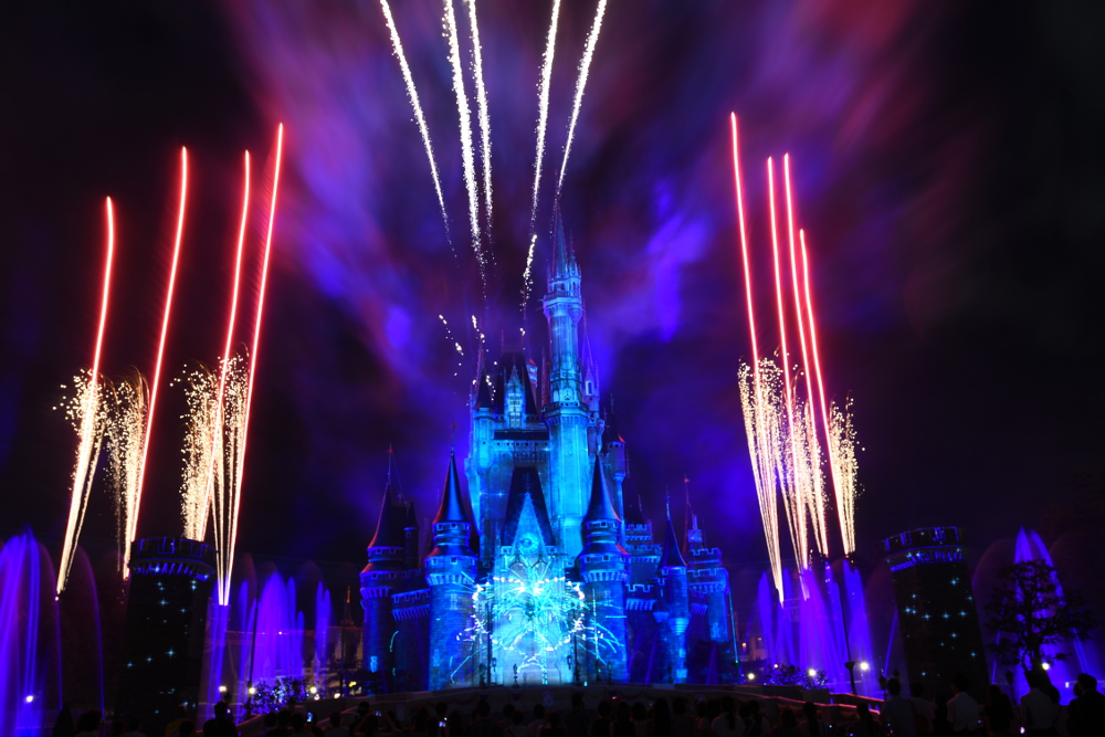 シンデレラ城のショーをライブ配信 Celebrate Tokyo Disneyland を自宅でまったり 東京ディズニーリゾート通信 18年7月10日 エキサイトニュース