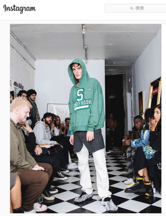 銃乱射事件モチーフのパーカーを発表したアパレルブランドが大炎上 19年9月21日 エキサイトニュース