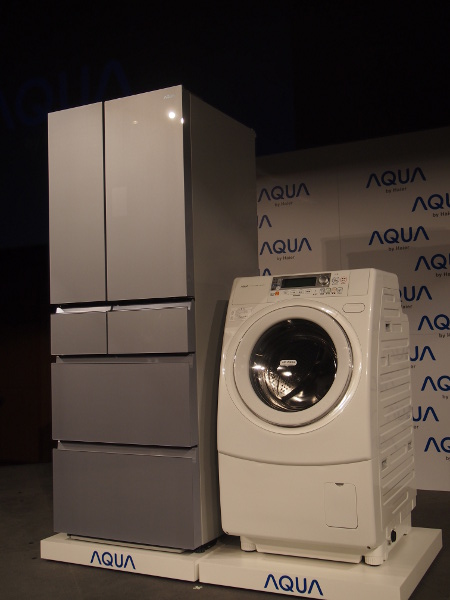 お湯洗いできるドラム式洗濯乾燥機 大容量6ドア冷凍冷蔵庫を投入 ハイアール Aqua ブランドが新商品を発表 13年11月6日 エキサイトニュース