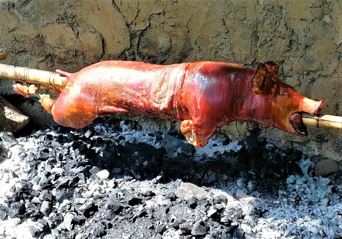 もっと楽しいフィリピン 誕生日会には欠かせない豚の丸焼き レチョン 19年11月6日 エキサイトニュース