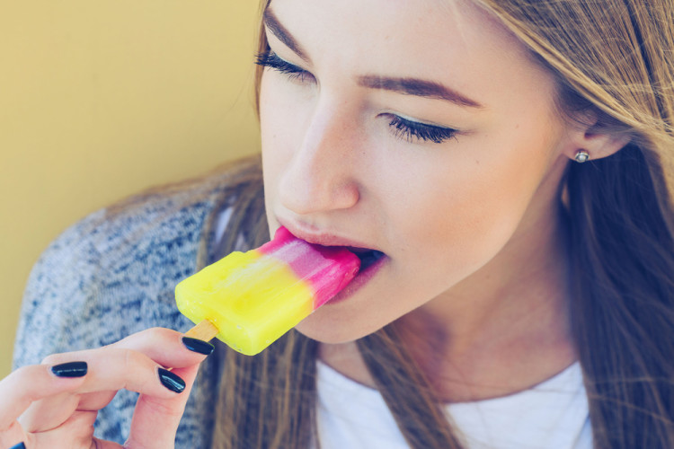 夏の冷え性予防に お茶を飲むだけの温活 お茶活 のすすめ ローリエプレス