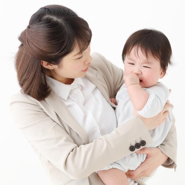 抱っこ1ヶ月で富士山頂上まで持ち上げるのと同じくらい 尋常でない母の仕事量 17年4月16日 エキサイトニュース