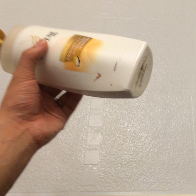 カビ対策 驚きの塩の効果 シャンプーボトルのヌルヌルがツルツルに 15年12月10日 エキサイトニュース