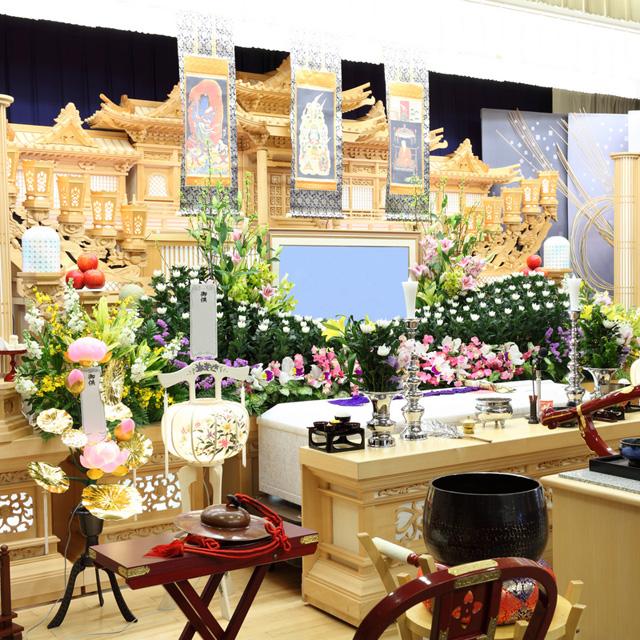 死んでも愛され続けるアニメのキャラクターとは なんとお葬式まで行われている 15年12月日 エキサイトニュース 2 3